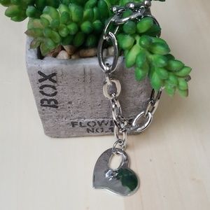 Sterling Silver Chain Bracelet. Big heart.